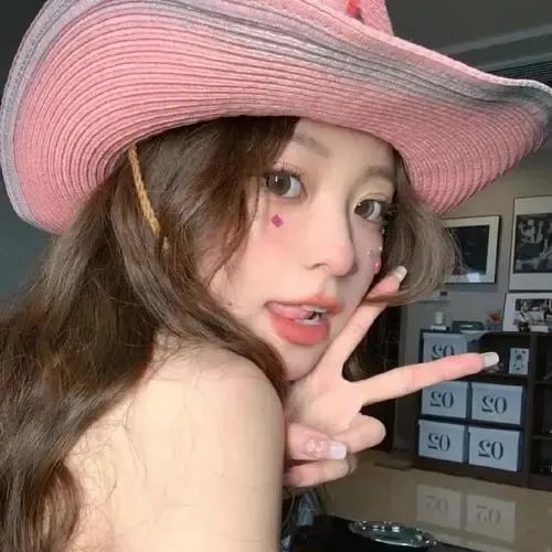 大叔新人冒险者被最强小队拼死锻炼后无敌了